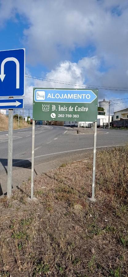 Alojamento Dona Ines De Castro Atouguia Da Baleia Exterior foto