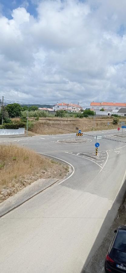 Alojamento Dona Ines De Castro Atouguia Da Baleia Exterior foto