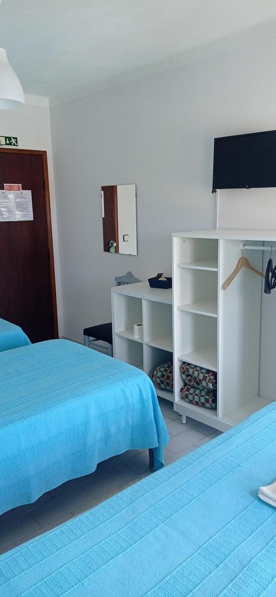 Alojamento Dona Ines De Castro Atouguia Da Baleia Exterior foto